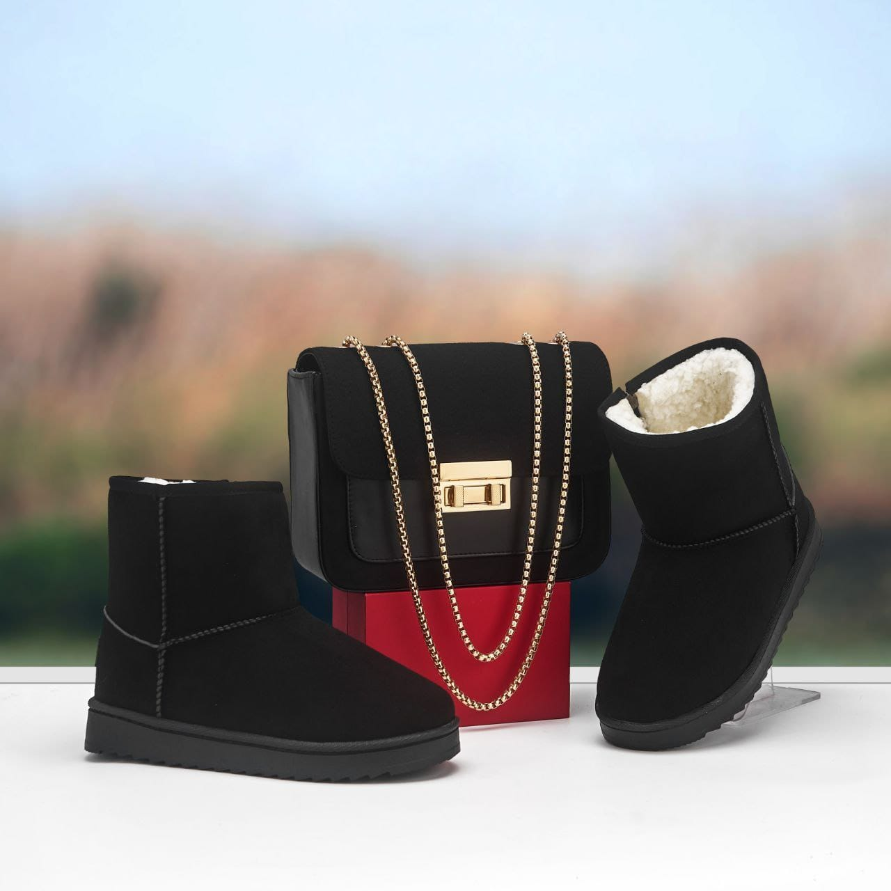UGG+ sac rectangle - الصورة 3
